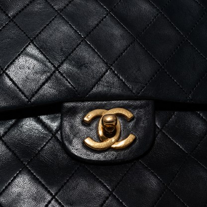 Chanel CC turn lock close up