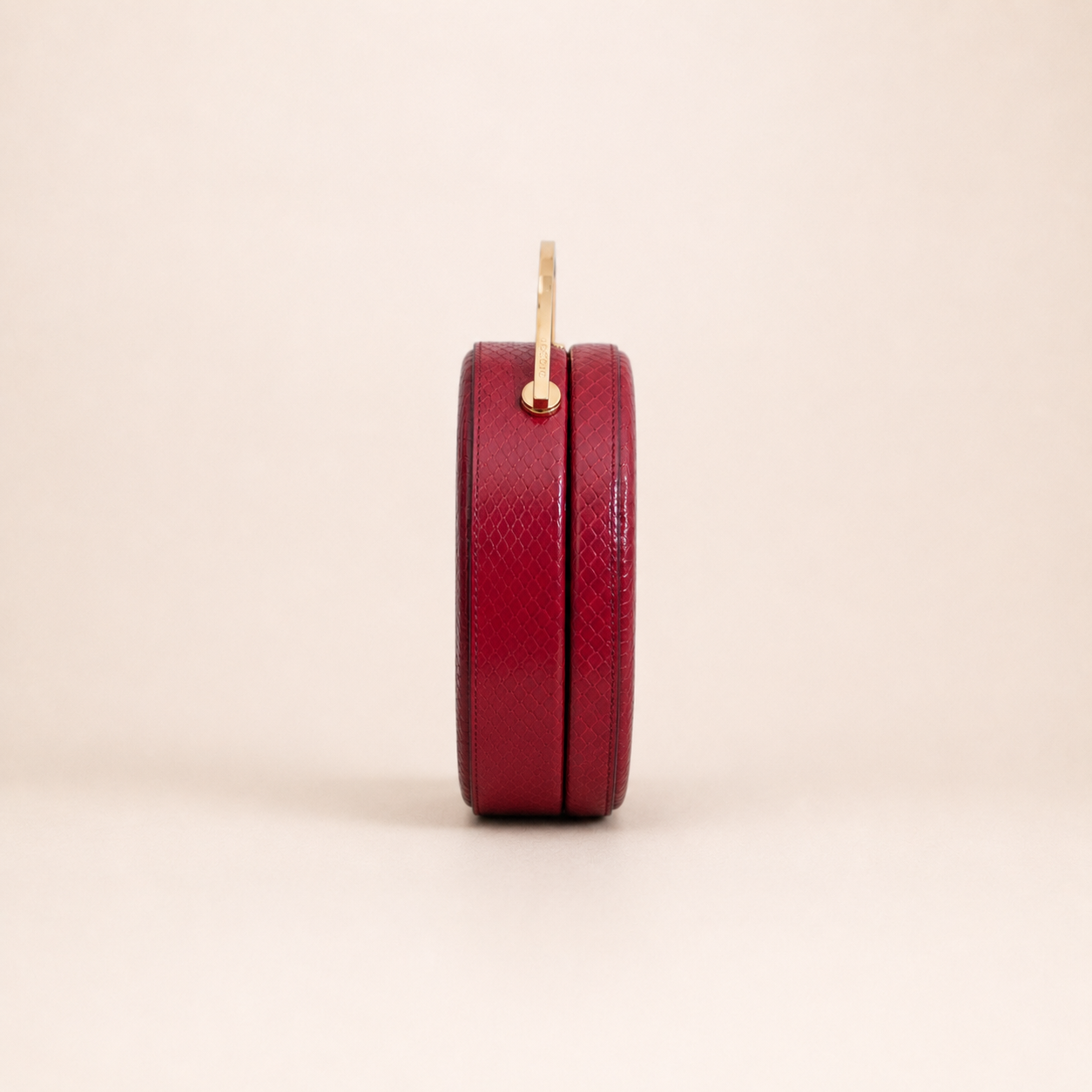 Authentic vintage Gucci Broadway Mini Top Handle Heart Bag in red leather with gold-tone hardware