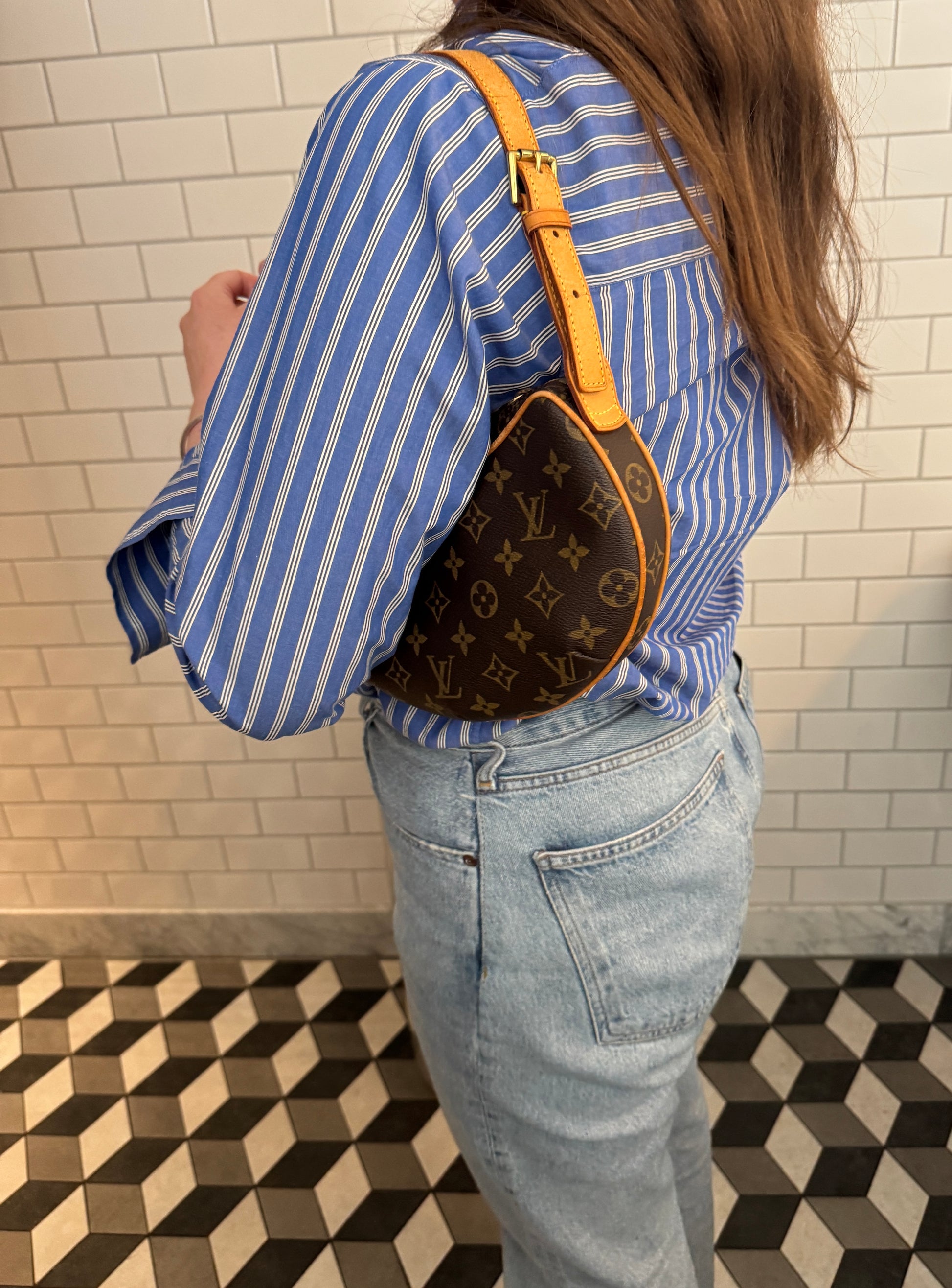 Vintage Louis Vuitton Croissant PM Pochette