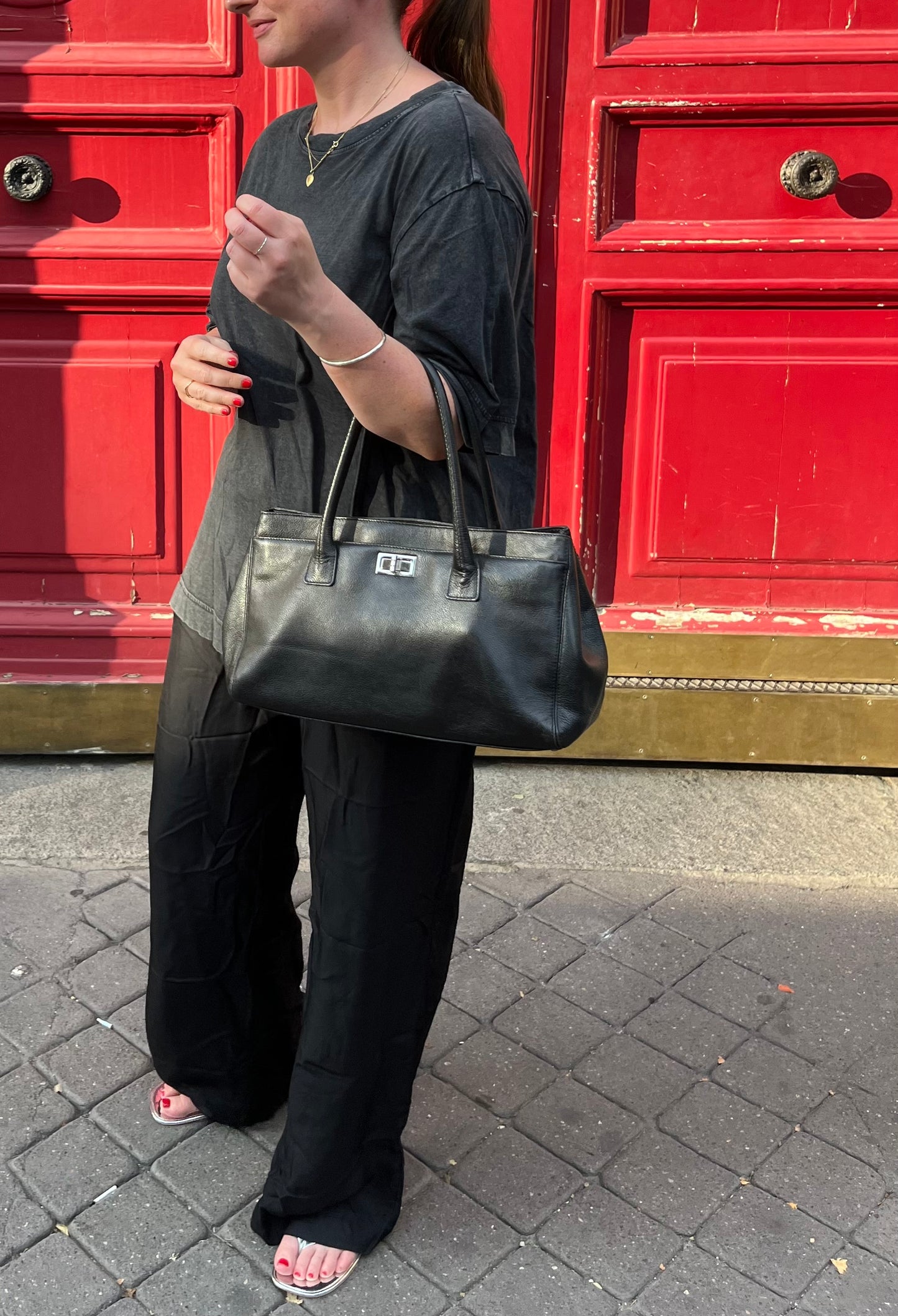 Chanel Executive 2.55 Tote Bag Black Caviar Leather