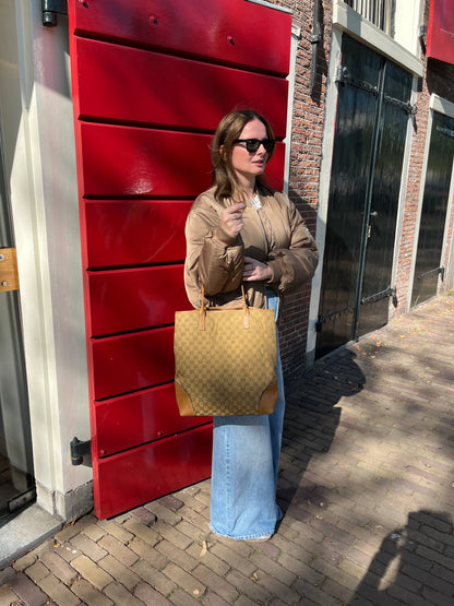 Gucci GG Canvas Tote Tan