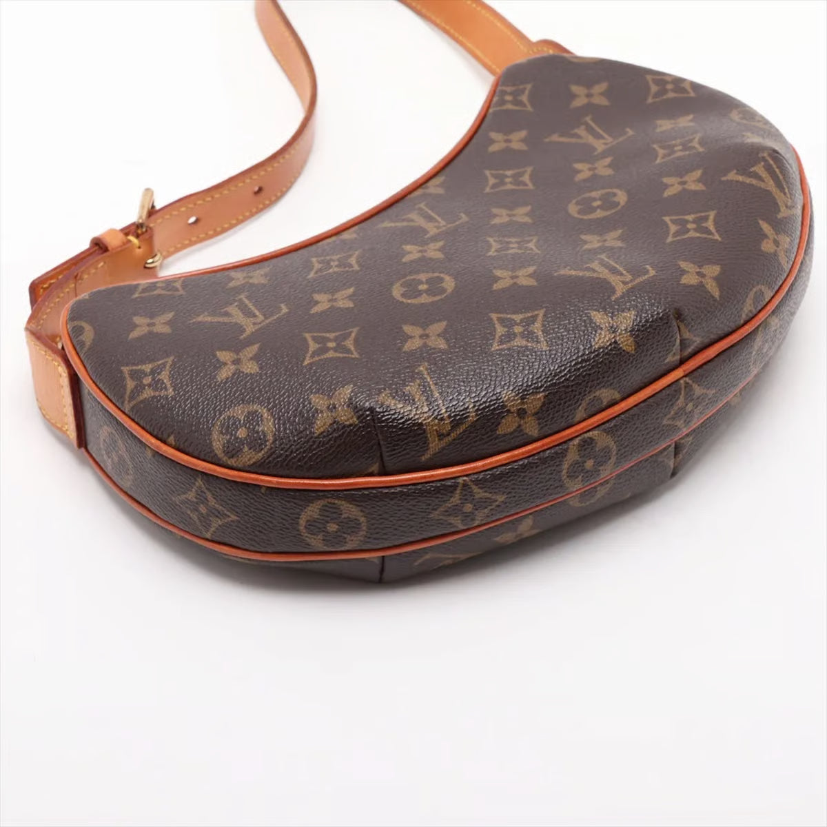 Louis Vuitton Croissant PM Pochette