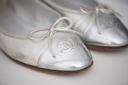Chanel Ballerinas Silver
